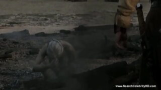 Emilia Clarke Fully Nude in Game of Thrones